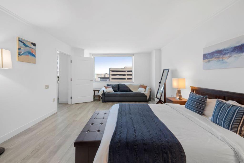 Astonishing Ocean Front Condo Cozysuites At Showboat Atlantic City Eksteriør billede